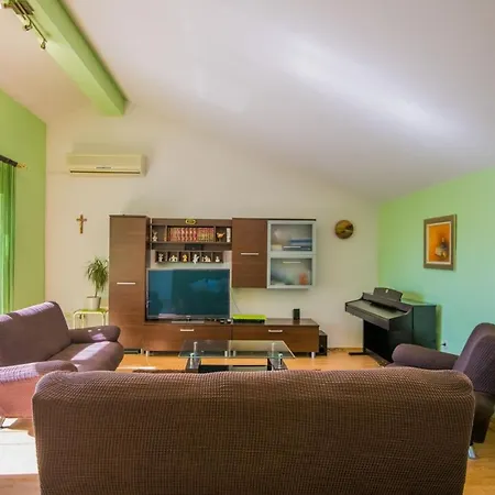 Ctim239/ Holiday House With Private Pool וילה *