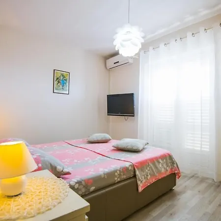 Ctim239/ Holiday House With Private Pool וילה *