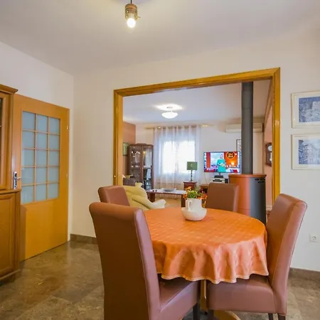 Ctim239/ Holiday House With Private Pool * אימוטסקי