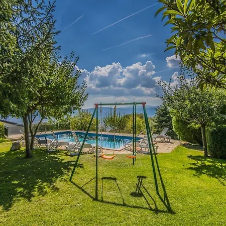 Ctim239/ Holiday House With Private Pool אימוטסקי
